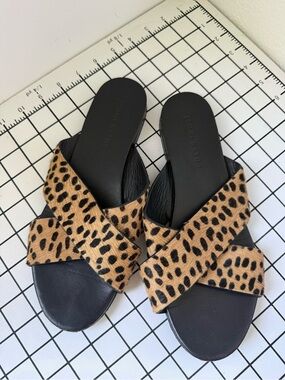 JENNI KAYNE Women’s Pony Hair Crossover Sandals Cheetah Size 38/7.5